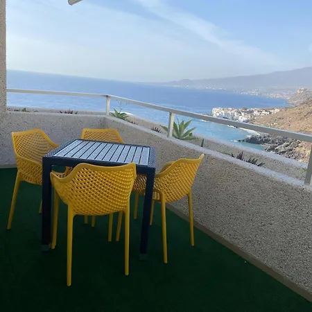 Penthouse With Ocean Views For Couples And Sports Lovers Apartment